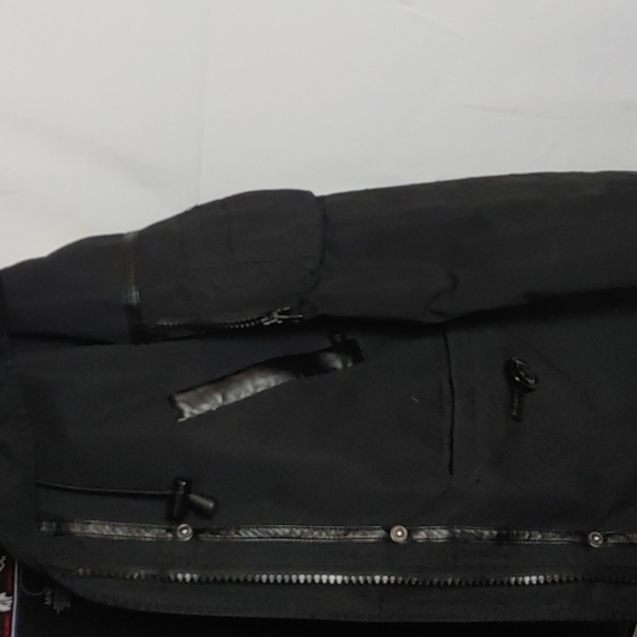 Storm mountain winter coat. - Picture 3 of 7